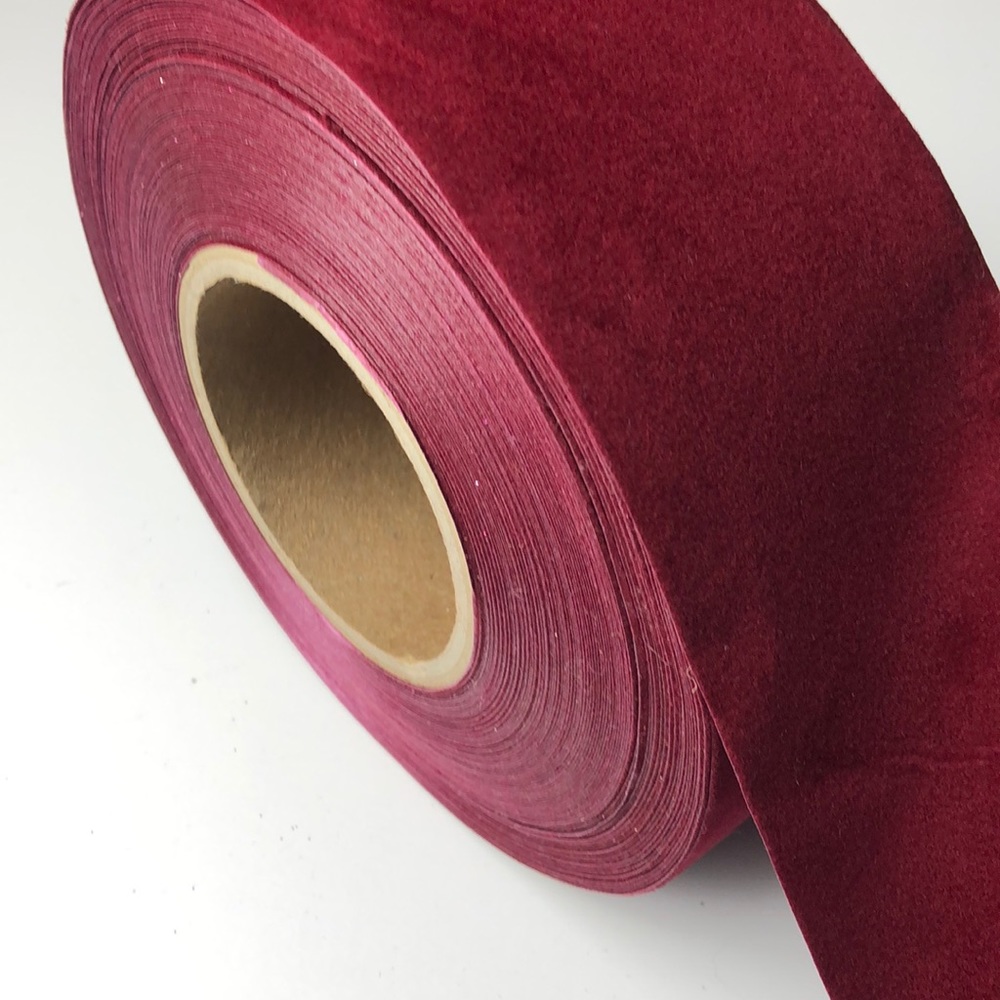 Velvet ribbon.